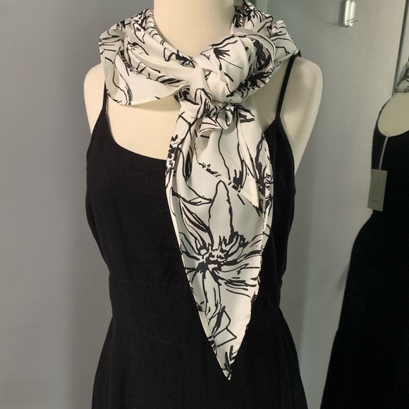 NWT. Joie maxi linen/viscose dress with oversized scarf - Picture 8 of 9